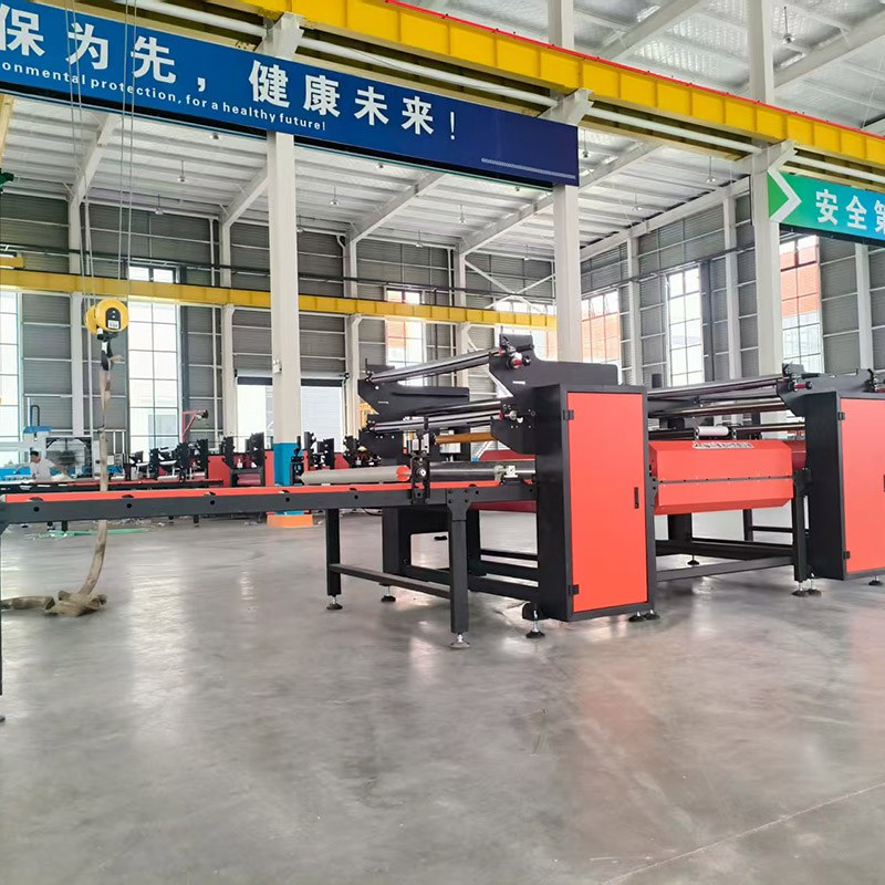 Macchina per laminazione di film in PVC per pannelli WPC