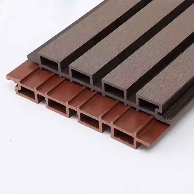 Rivestimento murale in WPC